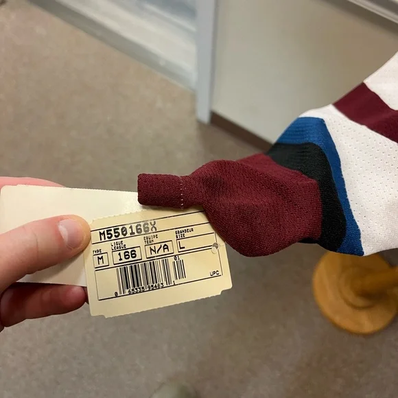 VINTAGE Avalanche Jersey - Picture 3 of 3